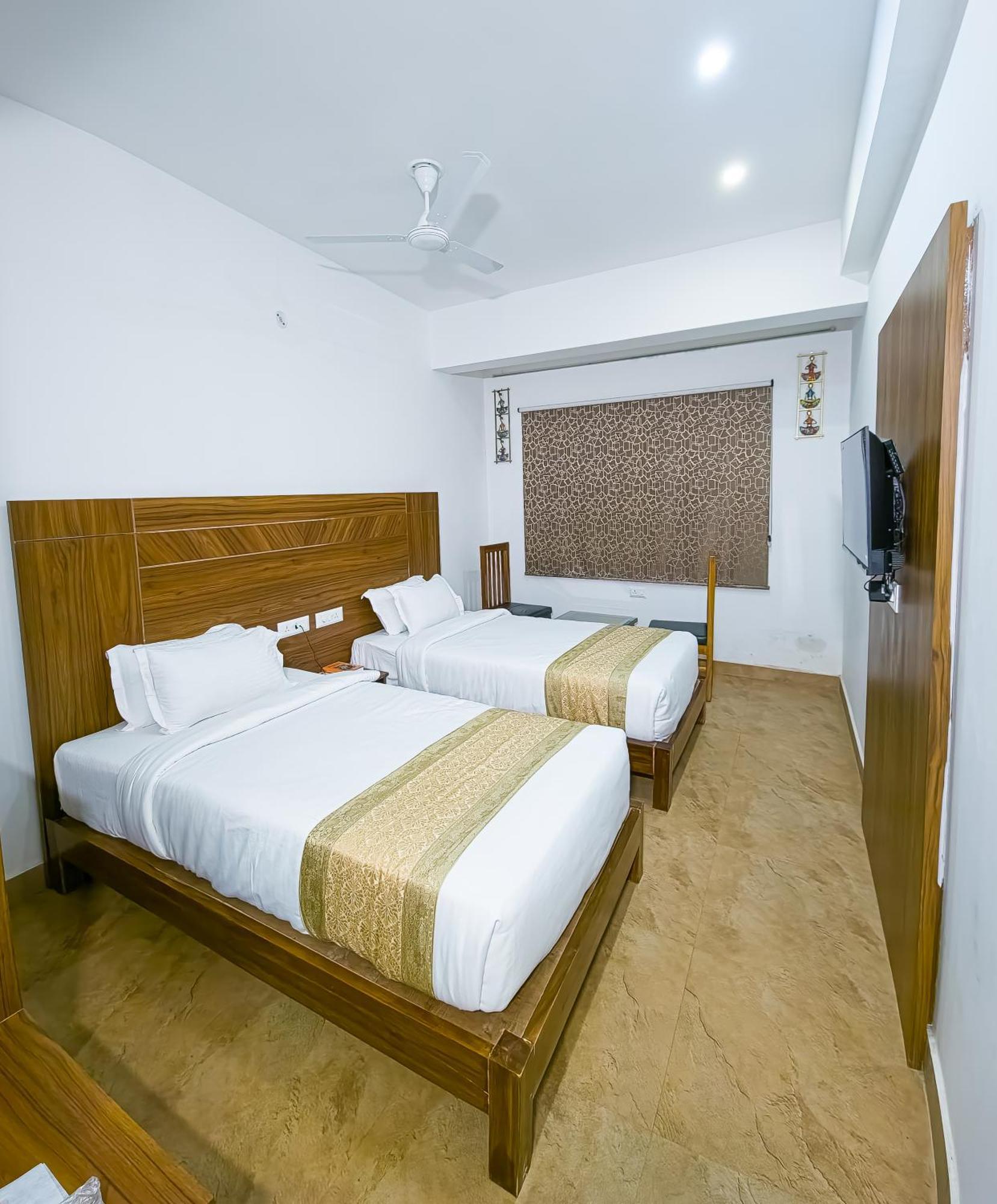 Amritara Ramila Kutir Hotel Ayodhya Exterior photo